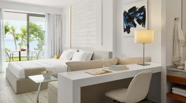 DZ Executive Hotel Lichnos Beach & Suites