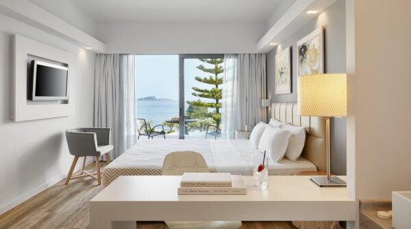 DZ Hotel Lichnos Beach & Suites